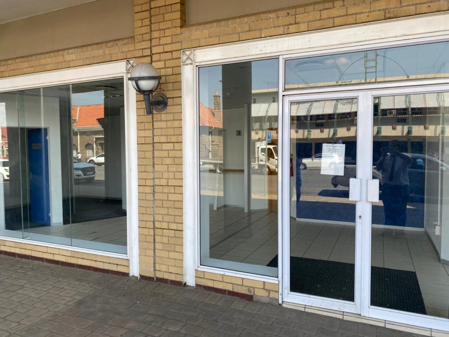 To Let commercial Property for Rent in Kroonstad Central Free State